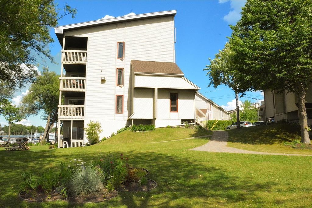 Condos Memphremagog Exteriör bild